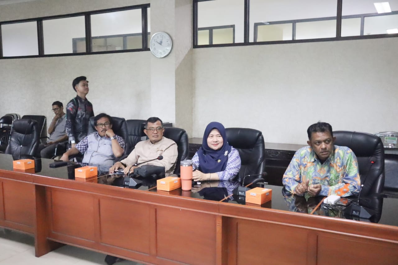 Terkait Pencemaran Limbah Komisi C DPRD Depok Kunker Ke DLHK Kab Bogor 