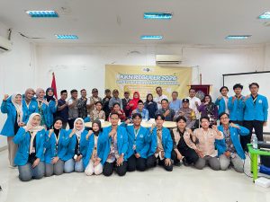 KKN Kelompok 113 UIN Jakarta Resmi Ditutup, Selama Sebulan Hadirkan Beragam Program di Kelurahan Pengasinan